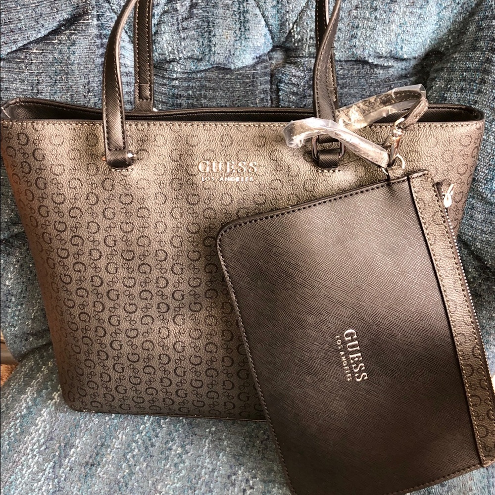 Guess handbag + cosmetic bag